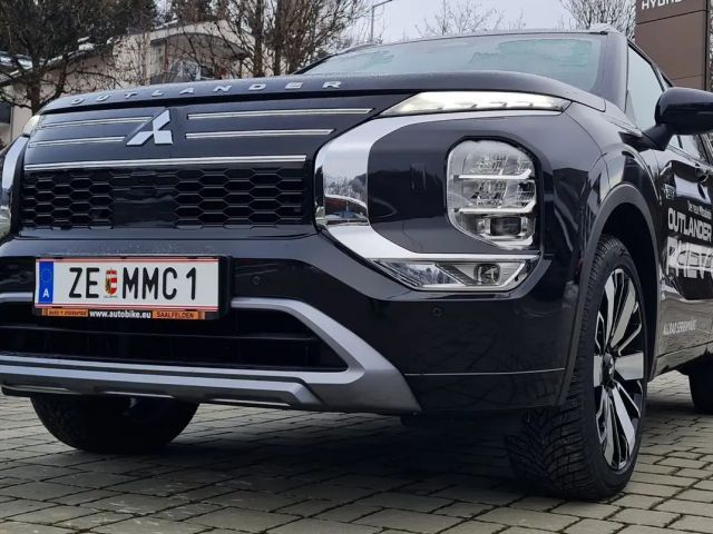 Mitsubishi Outlander 4WD PHEV