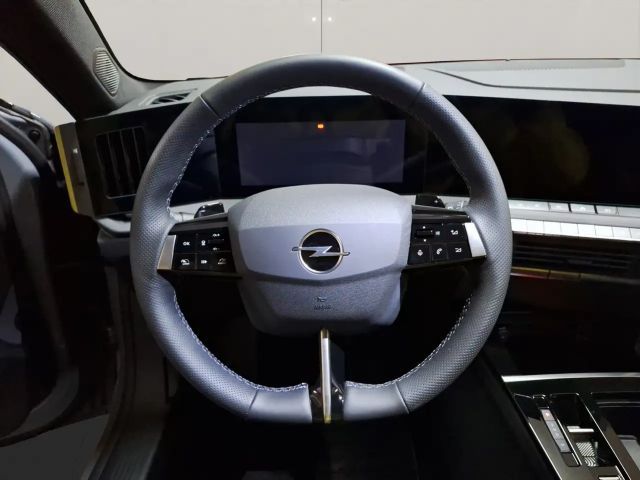 Opel Astra GS-Line Grand Sport