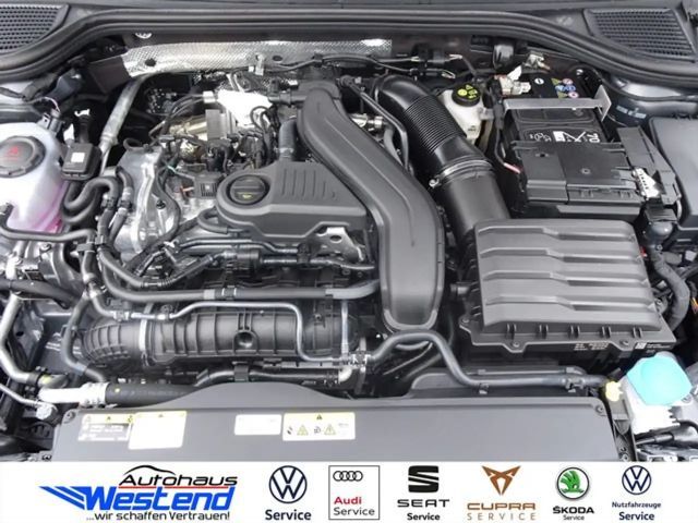 Volkswagen Golf DSG R-Line Variant