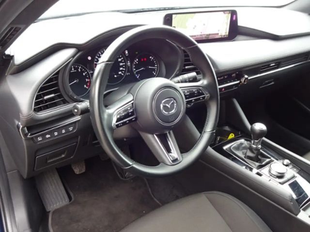 Mazda 3 Exclusive-line