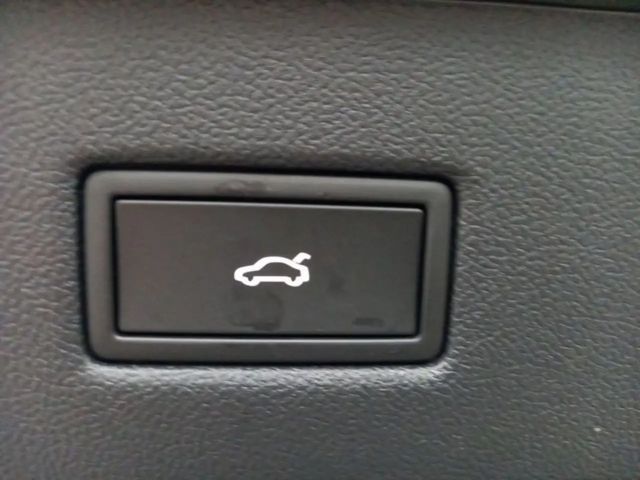 Ford Capri AWD Premium