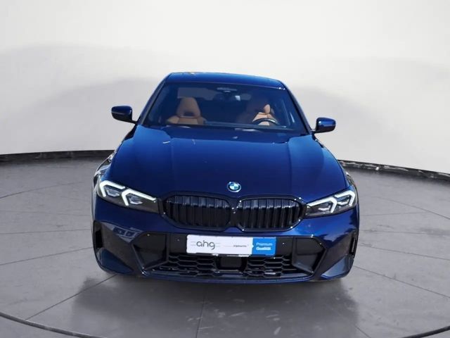 BMW 330 330i M-Sport Sedan