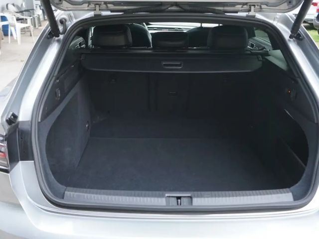 Volkswagen Arteon 2.0 TDI R-Line