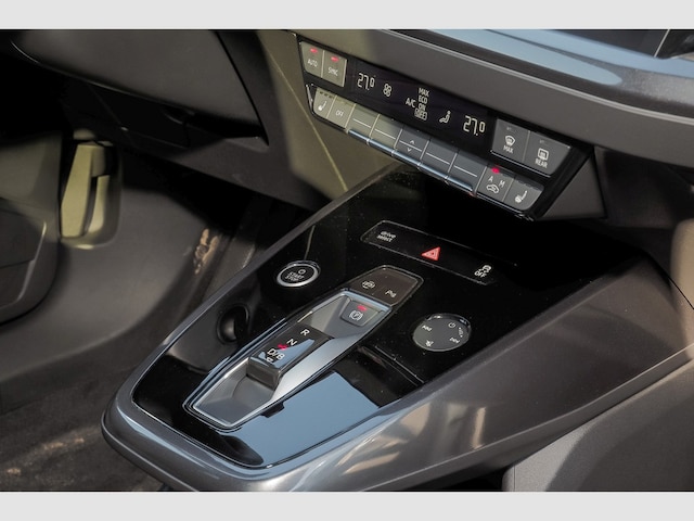 Audi Q4 e-tron SUV 45 e-tron Audi Q4 e-tron