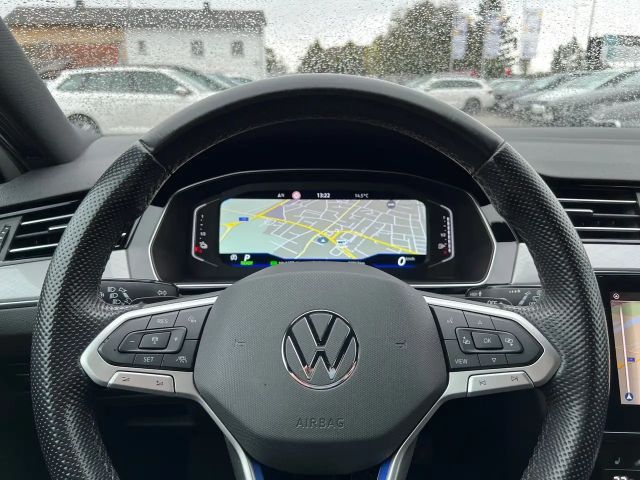 Volkswagen Passat DSG GTE Variant