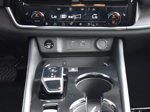 Nissan X-trail Tekna