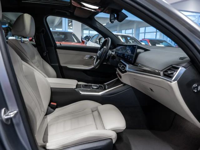 BMW 330 330i M-Sport Sedan xDrive