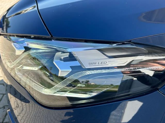 BMW 220 220i Active Tourer