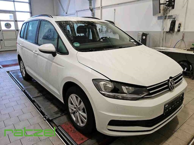 Volkswagen Touran 1.5 TSI Comfortline