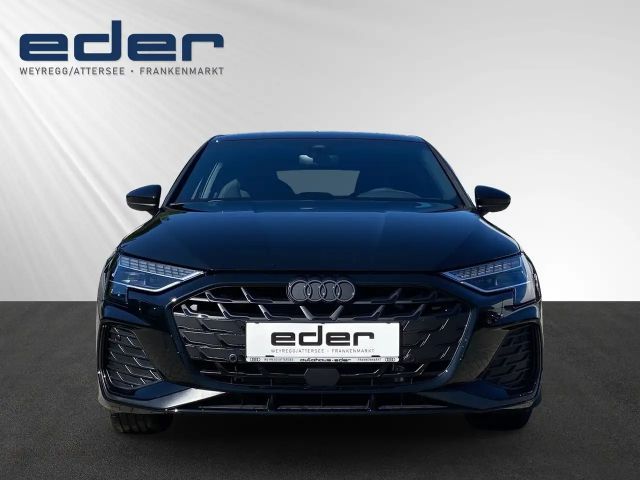 Audi A3 45 TFSI Hybride S-Line Sedan