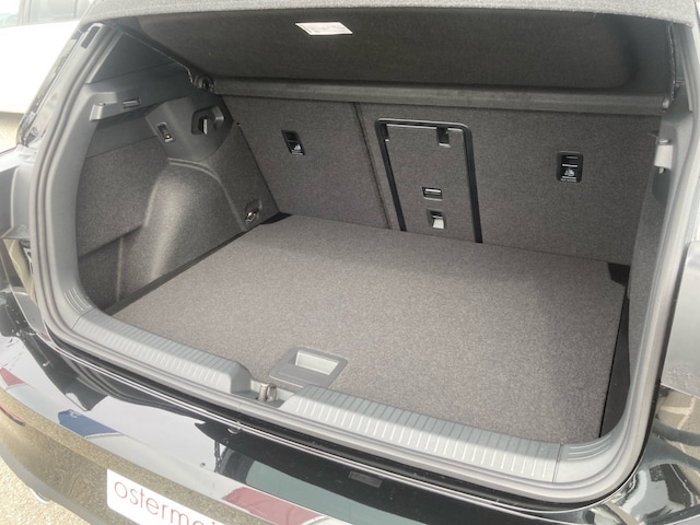 Volkswagen Golf 2.0 TSI DSG Golf VIII IQ.Drive