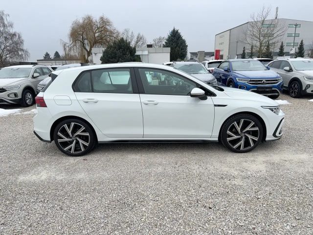 Volkswagen Golf DSG R-Line