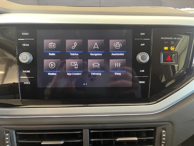 Volkswagen Polo 1.0 l 5-Gang IQLight Navi Virtual LED