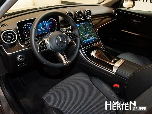 Mercedes-Benz C 200 AVANTGARDE Estate