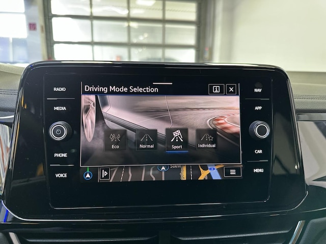 Volkswagen T-Roc T-Roc R-Line 1.5 TSI DSG MATRIX LED+NAVI+KAMERA