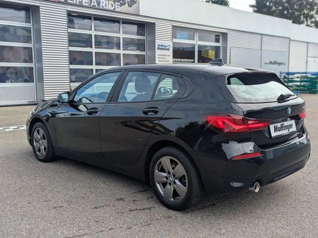 BMW 118 118i Sedan