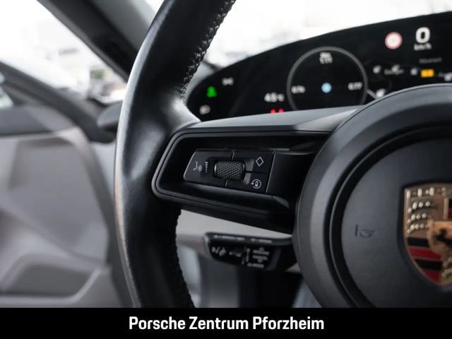 Porsche Taycan InnoDrive Luftfederung Rückfahrkamera