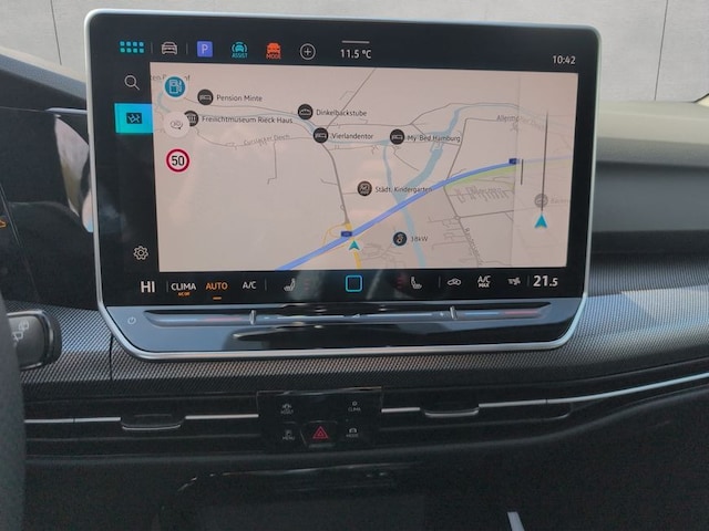 Volkswagen Golf DSG R-Line