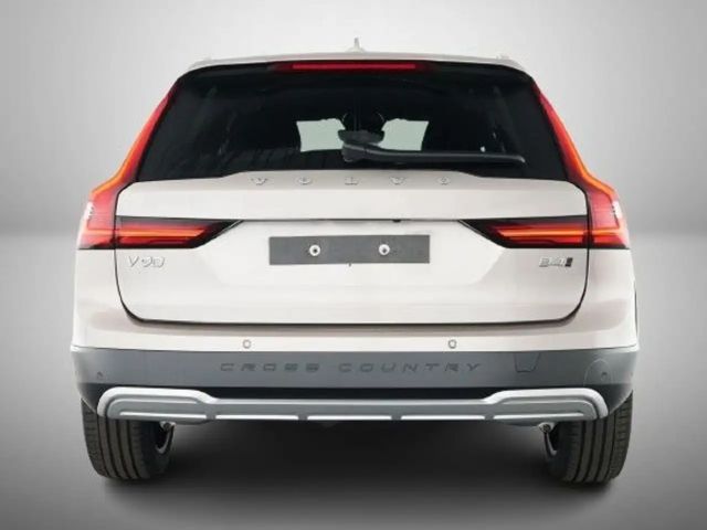 Volvo V90 Cross Country AWD Plus