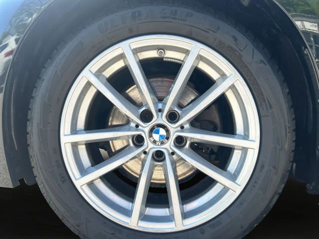 BMW 320 320d M-Sport Sedan xDrive