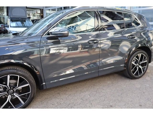 Volkswagen Tiguan 1.5 eTSI IQ.Drive R-Line