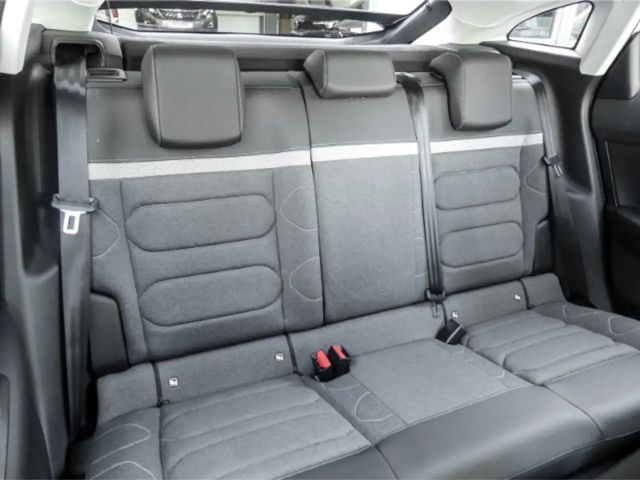 Citroën ë-C4 C-Series