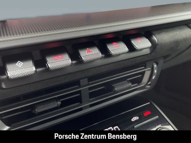 Porsche 992 Carrera Coupé GTS