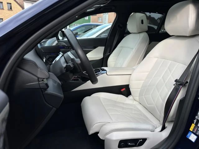 BMW i5 M60 Sedan xDrive