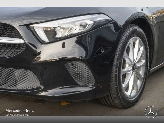 Mercedes-Benz A 180 Progressive