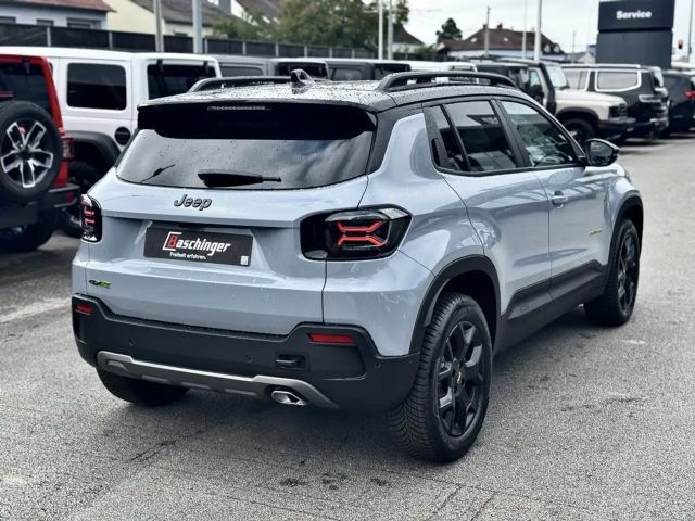 Jeep Avenger 1.2 e-Hybrid 4xe The North Face Herzlich willkommen beim Autohaus Baschinger!
Zum Verkauf bieten wir Ihnen einen Jeep Av