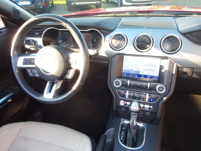 Ford Mustang Convertible GT 5.0 V8