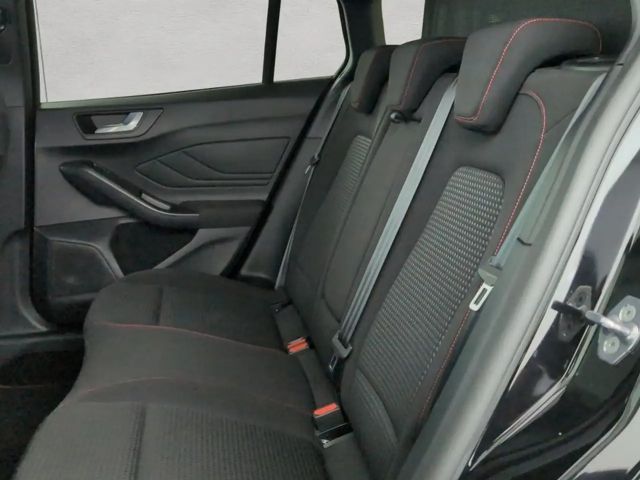 Ford Focus EcoBoost ST Line Wagon