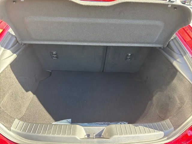 Mazda 3 2.5L Homura SkyActiv e-Skyactiv