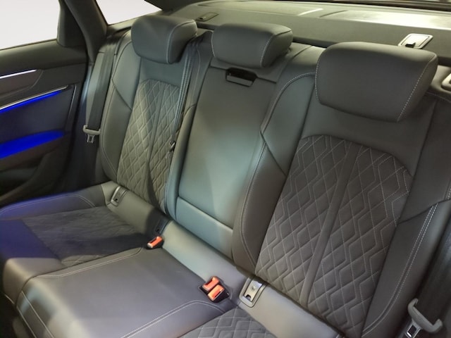 Audi S6 Quattro Sedan