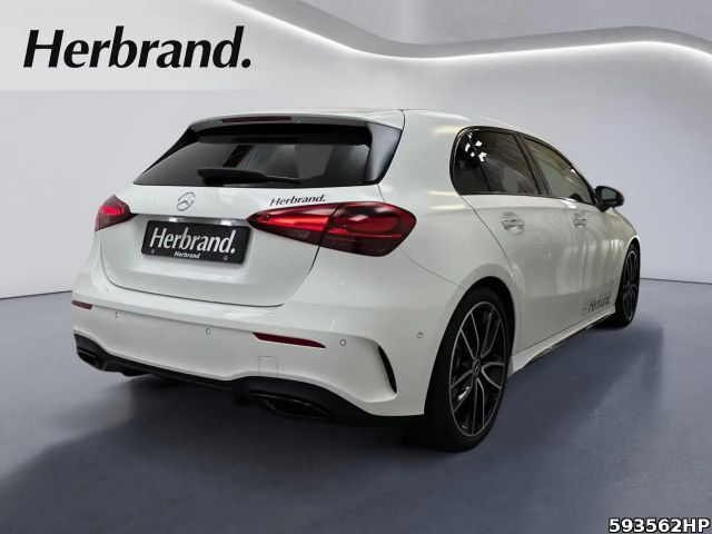 Mercedes-Benz A 180 A 180 d AMG Line