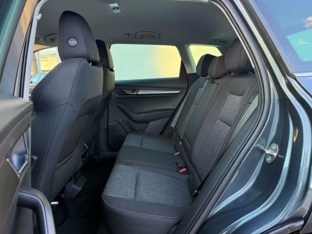 Skoda Karoq 1.5 TSI Clever