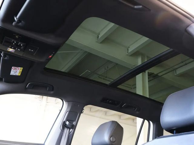 Volkswagen Tiguan 4Motion Allspace R-Line