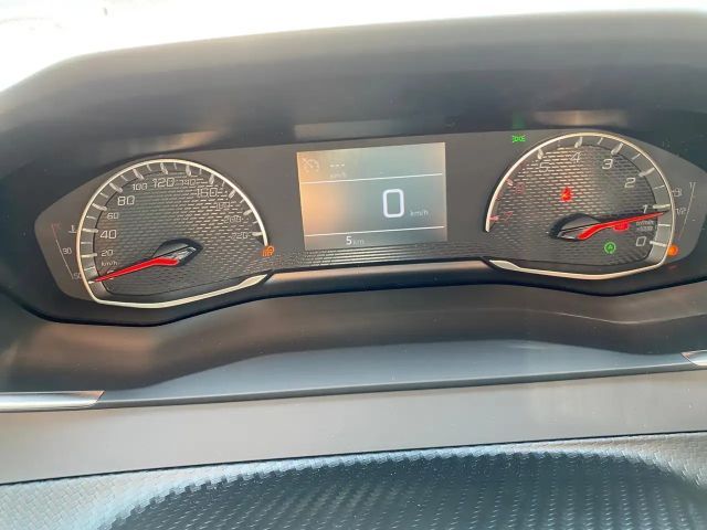 Peugeot 2008 PureTech Style