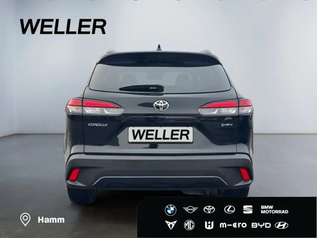 Toyota Corolla Cross Hybride Team D