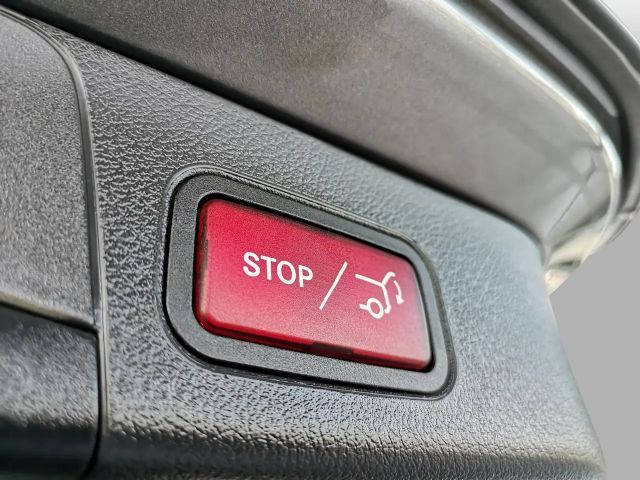 Mercedes-Benz B 200 Progressive Sedan