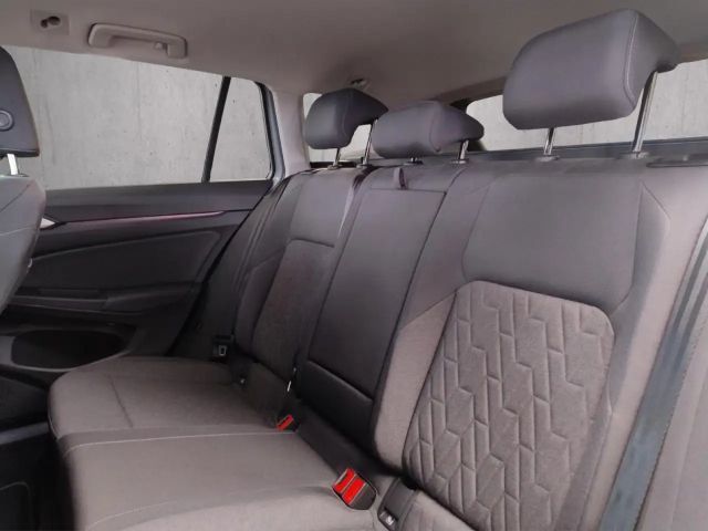 Volkswagen Golf 1.5 TSI Life Variant