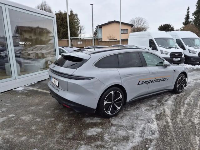 Nio ET5 Long range Touring