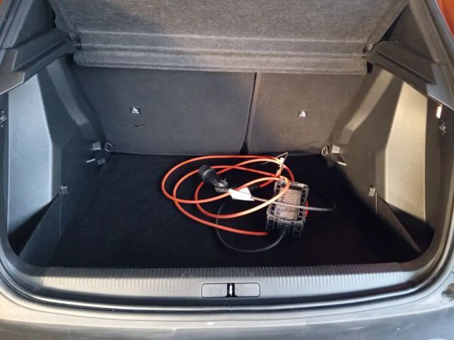 Peugeot E-2008 Active Pack