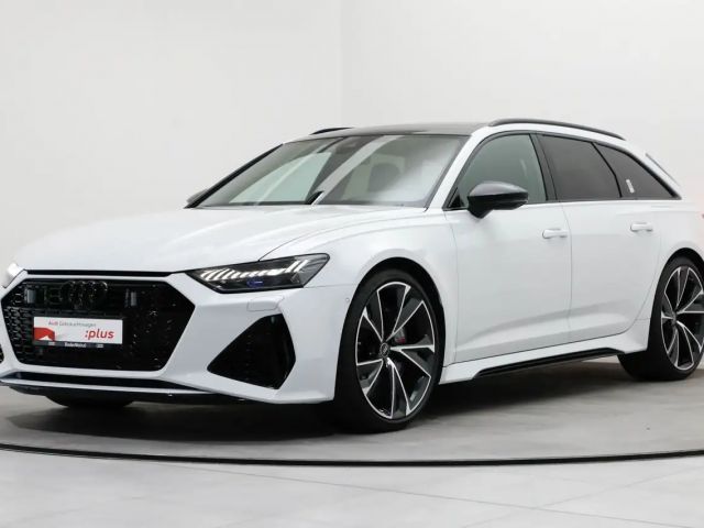 Audi RS6 AHK Matrix HUD Keramik Pano 305km/h