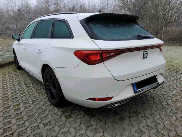 Seat Leon 2.0 TSI DSG FR-lijn Plus Sportstourer