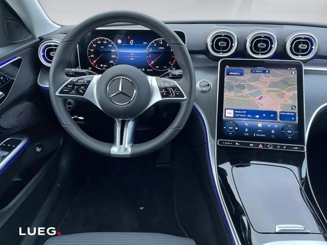 Mercedes-Benz C 200 AVANTGARDE Sedan