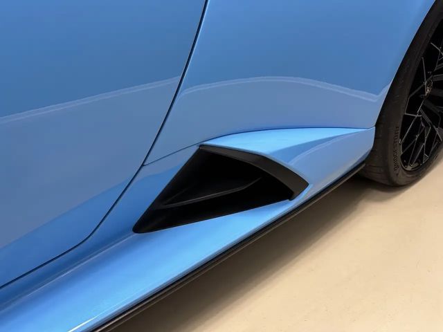 Lamborghini Huracan n STO Carbon Lifting 20" Sportsitze