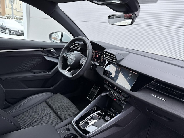 Audi A3 30 TFSI S-Line S-Tronic Sportback