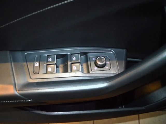 Volkswagen T-Roc DSG R-Line