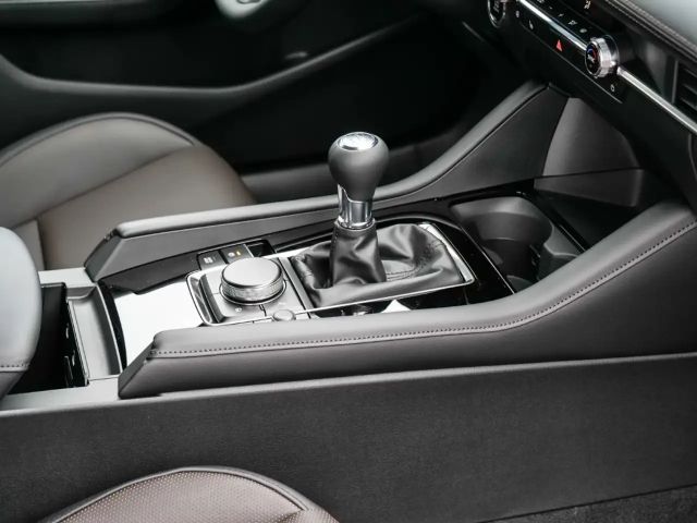 Mazda 3 SkyActiv Takumi e-Skyactiv